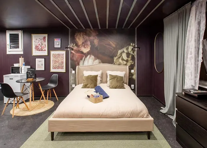 Apartment Doux Pavillon - Velvet Garden *